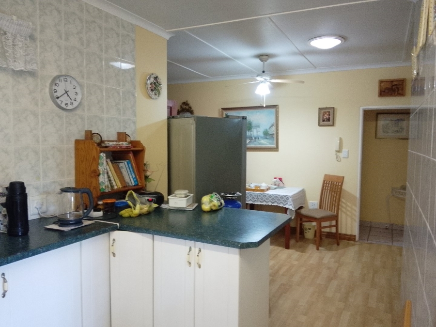 3 Bedroom Property for Sale in Uvongo KwaZulu-Natal