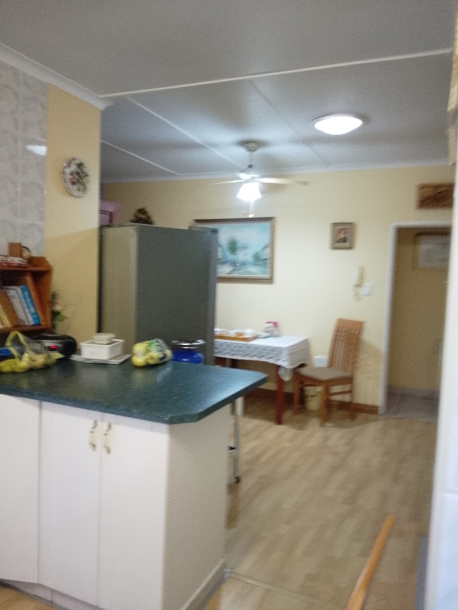 3 Bedroom Property for Sale in Uvongo KwaZulu-Natal