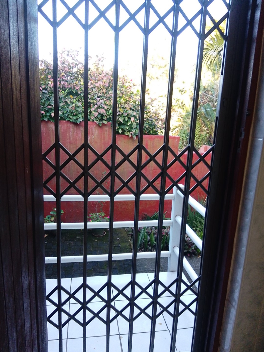 3 Bedroom Property for Sale in Uvongo KwaZulu-Natal