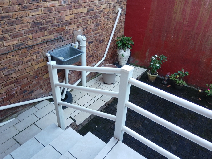 3 Bedroom Property for Sale in Uvongo KwaZulu-Natal