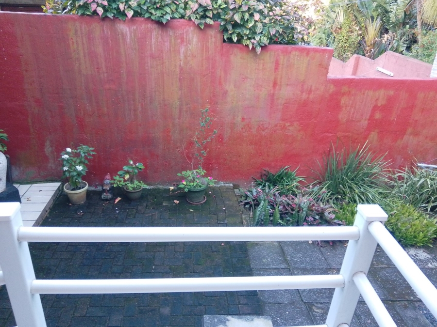3 Bedroom Property for Sale in Uvongo KwaZulu-Natal