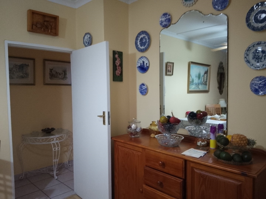 3 Bedroom Property for Sale in Uvongo KwaZulu-Natal