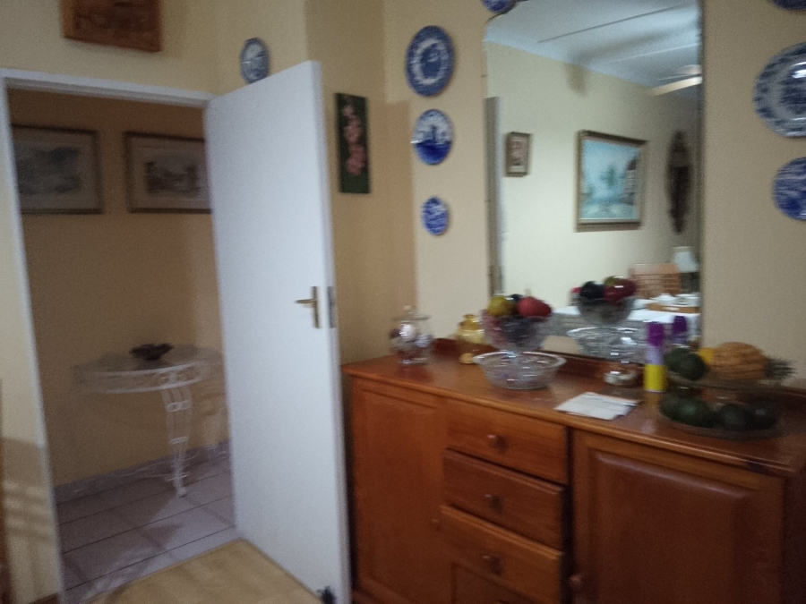 3 Bedroom Property for Sale in Uvongo KwaZulu-Natal