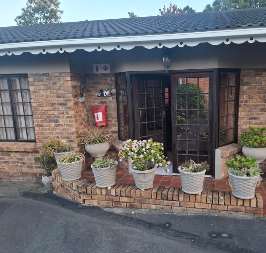 3 Bedroom Property for Sale in Uvongo KwaZulu-Natal