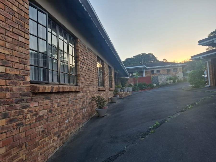 3 Bedroom Property for Sale in Uvongo KwaZulu-Natal
