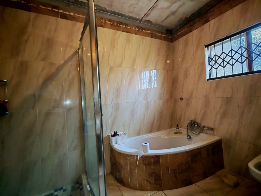 3 Bedroom Property for Sale in Townview KwaZulu-Natal