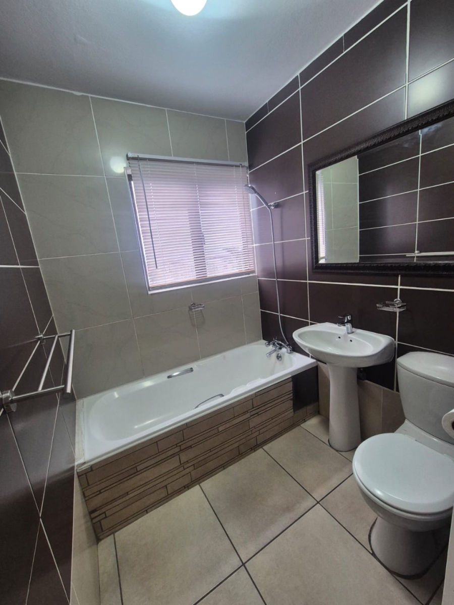 2 Bedroom Property for Sale in Grosvenor KwaZulu-Natal