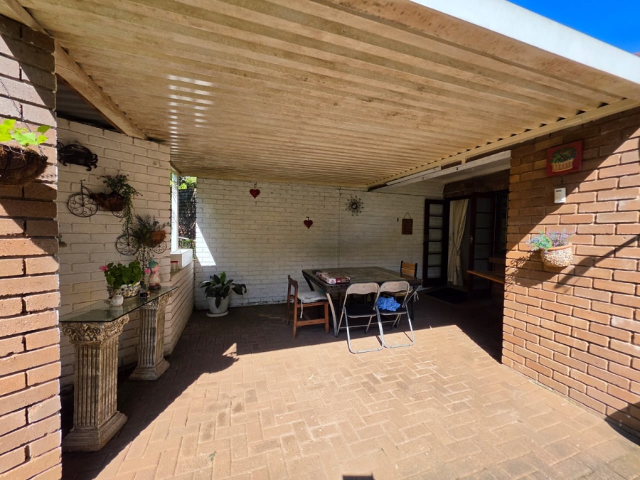 2 Bedroom Property for Sale in Southport KwaZulu-Natal