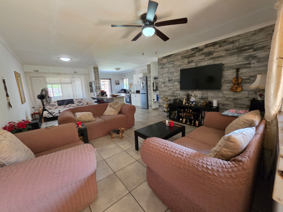 2 Bedroom Property for Sale in Southport KwaZulu-Natal