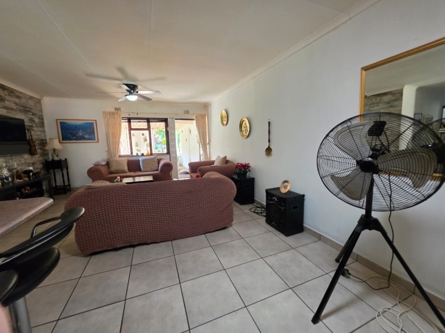2 Bedroom Property for Sale in Southport KwaZulu-Natal