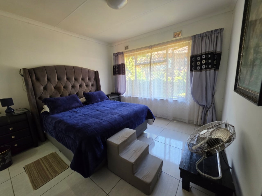 2 Bedroom Property for Sale in Southport KwaZulu-Natal