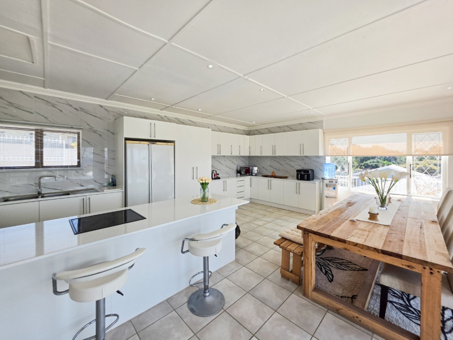 3 Bedroom Property for Sale in Manaba Beach KwaZulu-Natal