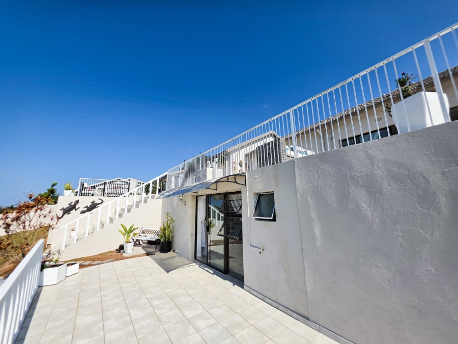 3 Bedroom Property for Sale in Manaba Beach KwaZulu-Natal