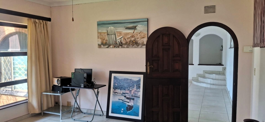 4 Bedroom Property for Sale in Uvongo KwaZulu-Natal