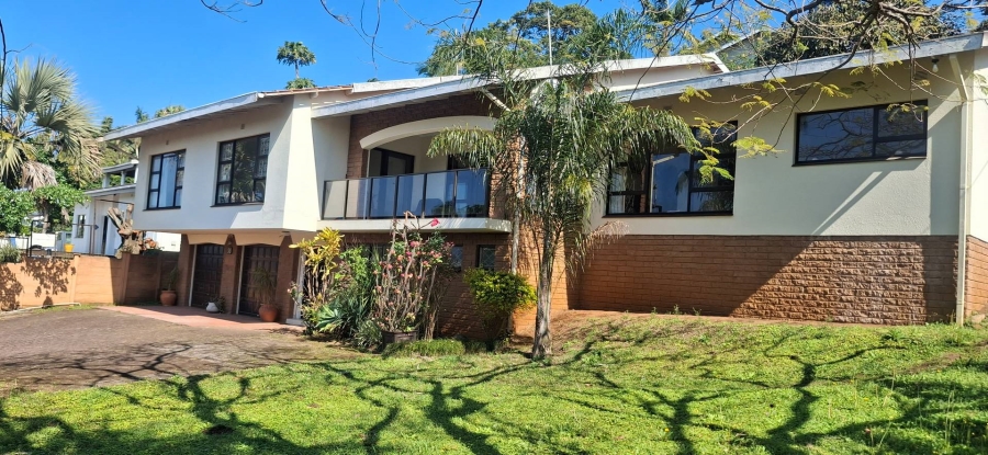 4 Bedroom Property for Sale in Uvongo KwaZulu-Natal
