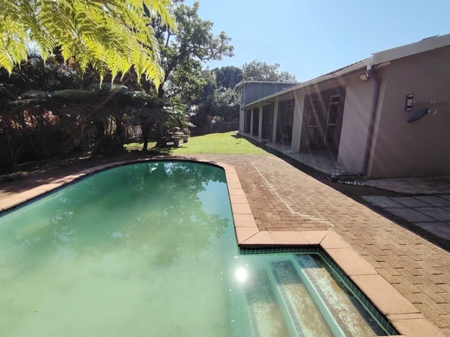 6 Bedroom Property for Sale in Marina Beach KwaZulu-Natal