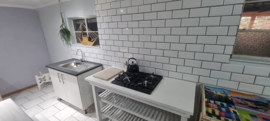 6 Bedroom Property for Sale in Marina Beach KwaZulu-Natal