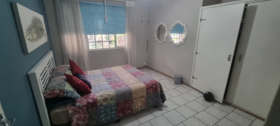 6 Bedroom Property for Sale in Marina Beach KwaZulu-Natal