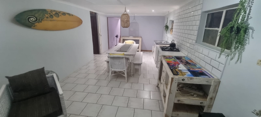 6 Bedroom Property for Sale in Marina Beach KwaZulu-Natal