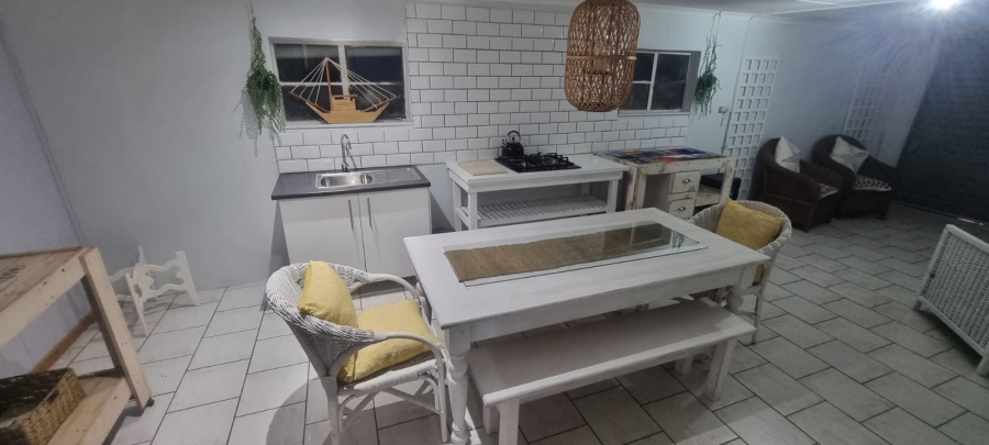 6 Bedroom Property for Sale in Marina Beach KwaZulu-Natal
