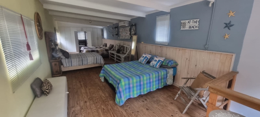 6 Bedroom Property for Sale in Marina Beach KwaZulu-Natal