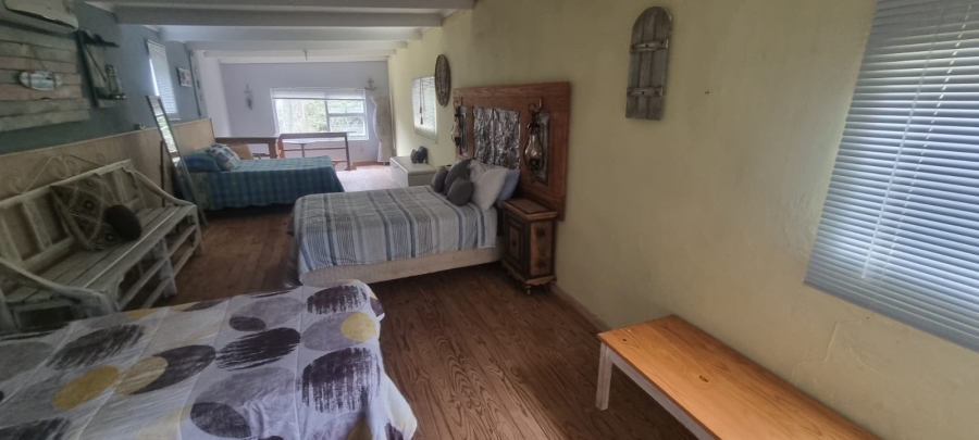 6 Bedroom Property for Sale in Marina Beach KwaZulu-Natal
