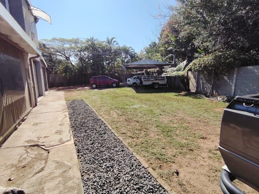 6 Bedroom Property for Sale in Marina Beach KwaZulu-Natal