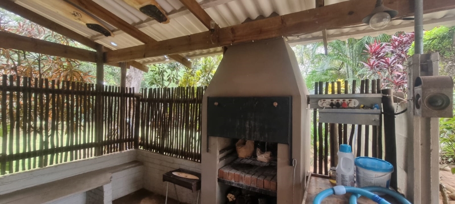 6 Bedroom Property for Sale in Marina Beach KwaZulu-Natal