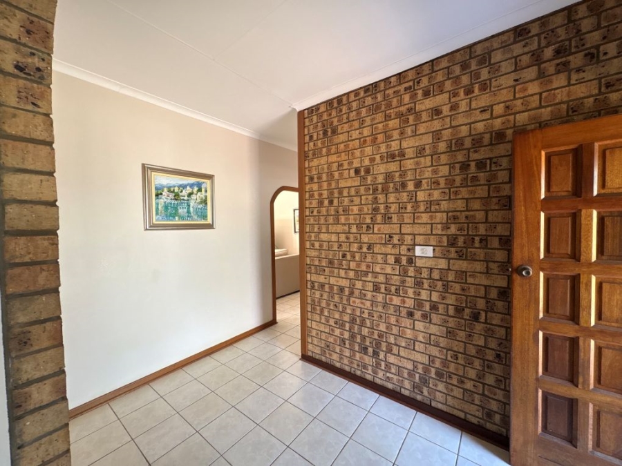 4 Bedroom Property for Sale in Umtentweni KwaZulu-Natal