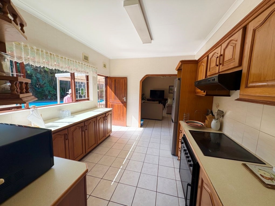 4 Bedroom Property for Sale in Umtentweni KwaZulu-Natal