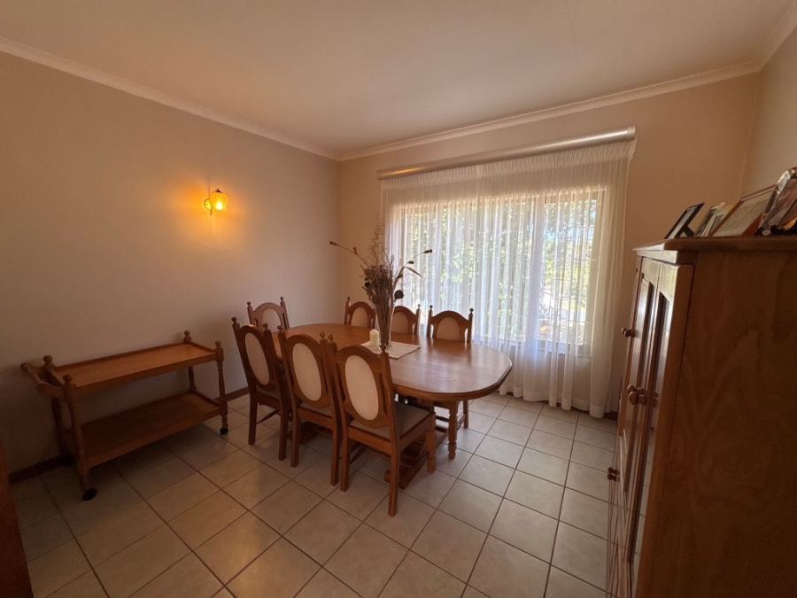 4 Bedroom Property for Sale in Umtentweni KwaZulu-Natal