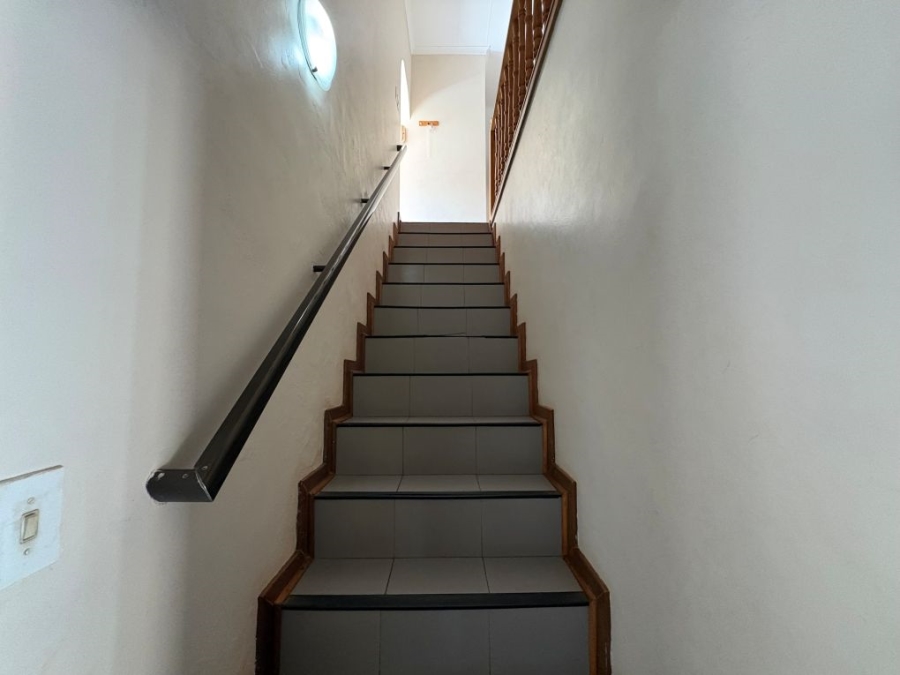 4 Bedroom Property for Sale in Umtentweni KwaZulu-Natal