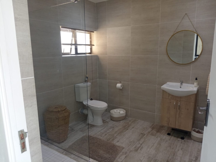4 Bedroom Property for Sale in Manaba Beach KwaZulu-Natal