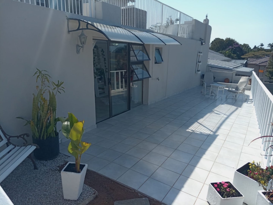 4 Bedroom Property for Sale in Manaba Beach KwaZulu-Natal