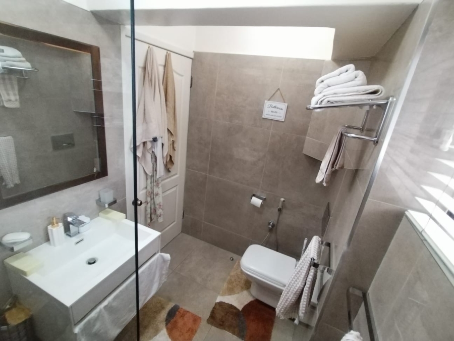 2 Bedroom Property for Sale in Essenwood KwaZulu-Natal