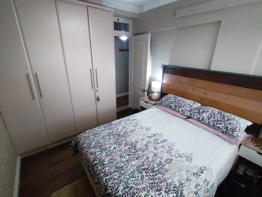 2 Bedroom Property for Sale in Essenwood KwaZulu-Natal
