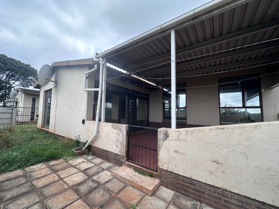 2 Bedroom Property for Sale in Woodhaven KwaZulu-Natal