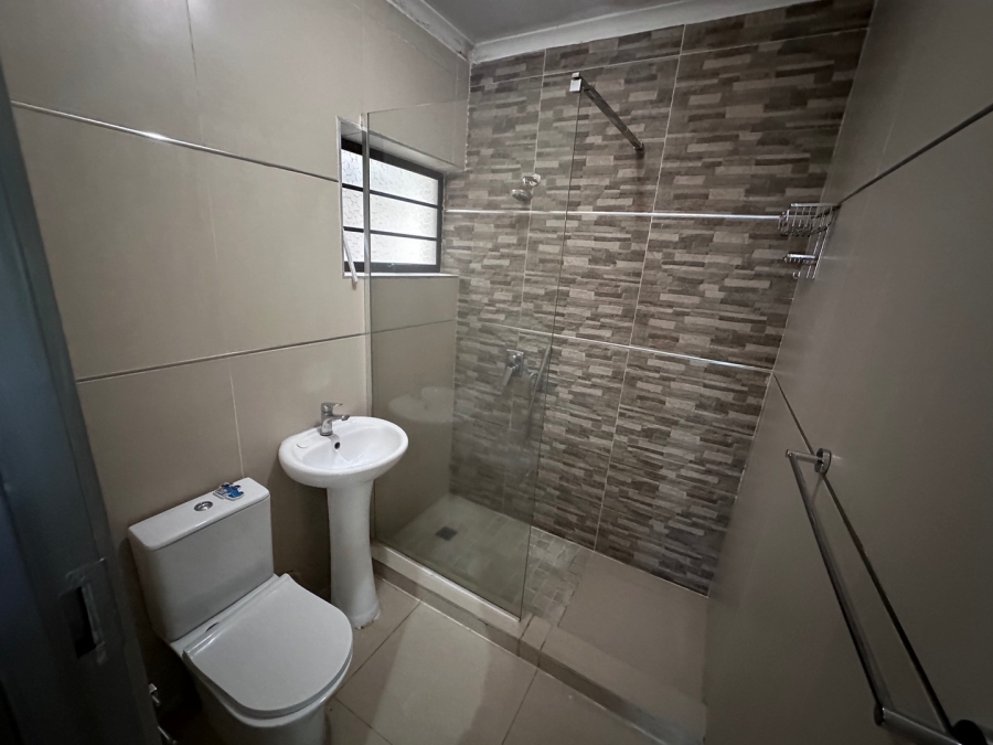 2 Bedroom Property for Sale in Woodhaven KwaZulu-Natal