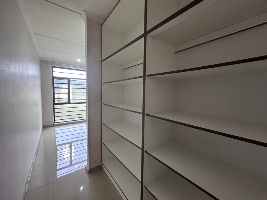 2 Bedroom Property for Sale in Woodhaven KwaZulu-Natal