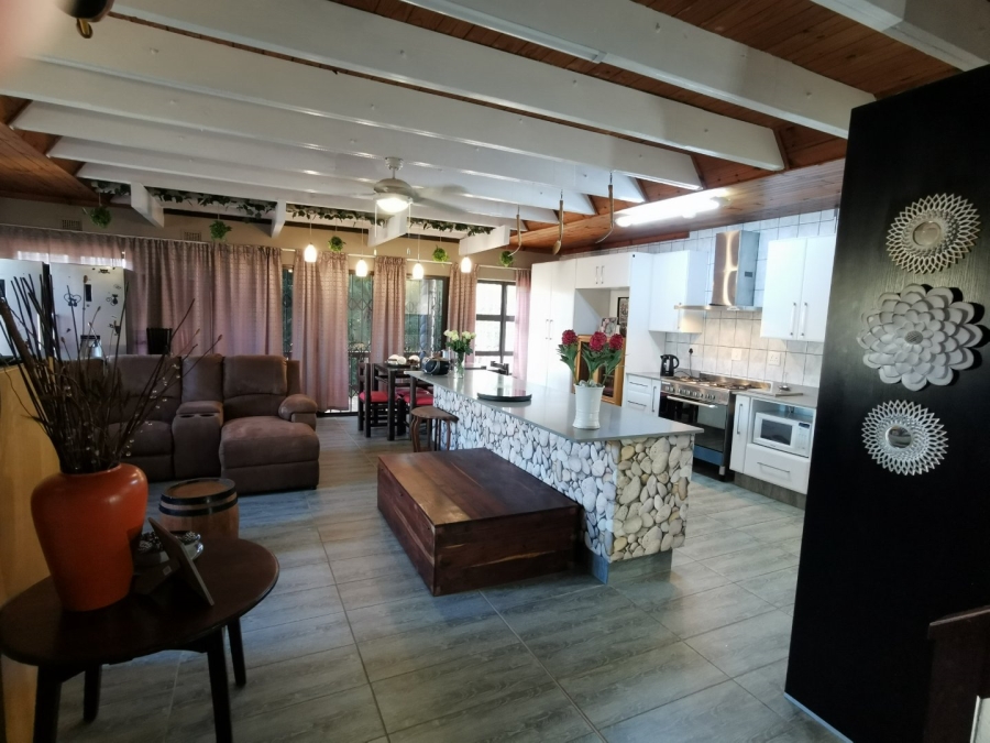 3 Bedroom Property for Sale in Shelly Beach KwaZulu-Natal