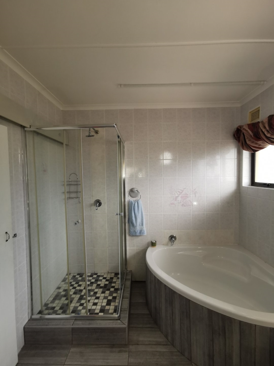 3 Bedroom Property for Sale in Shelly Beach KwaZulu-Natal