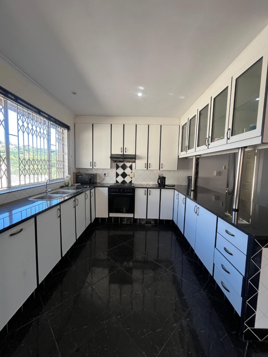 3 Bedroom Property for Sale in Queensburgh KwaZulu-Natal