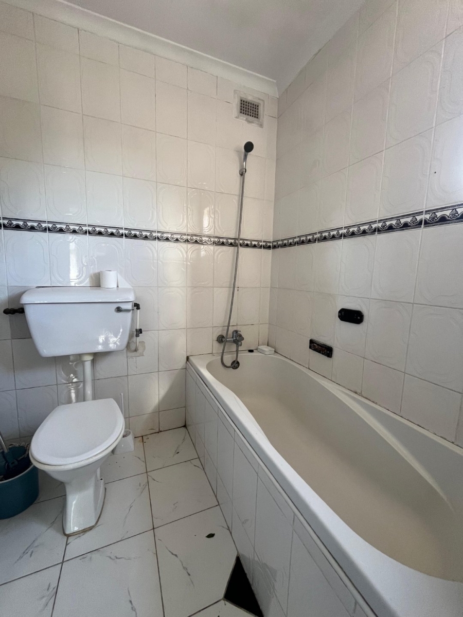 3 Bedroom Property for Sale in Queensburgh KwaZulu-Natal