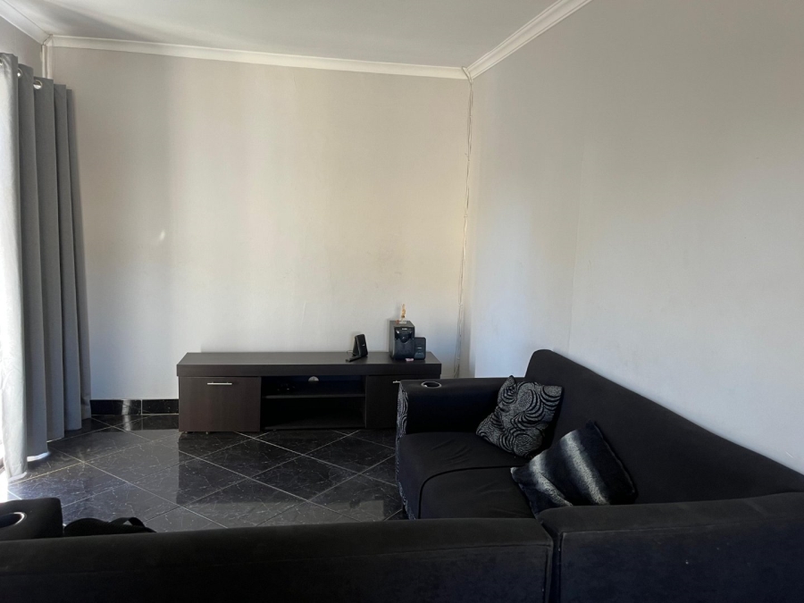 3 Bedroom Property for Sale in Queensburgh KwaZulu-Natal