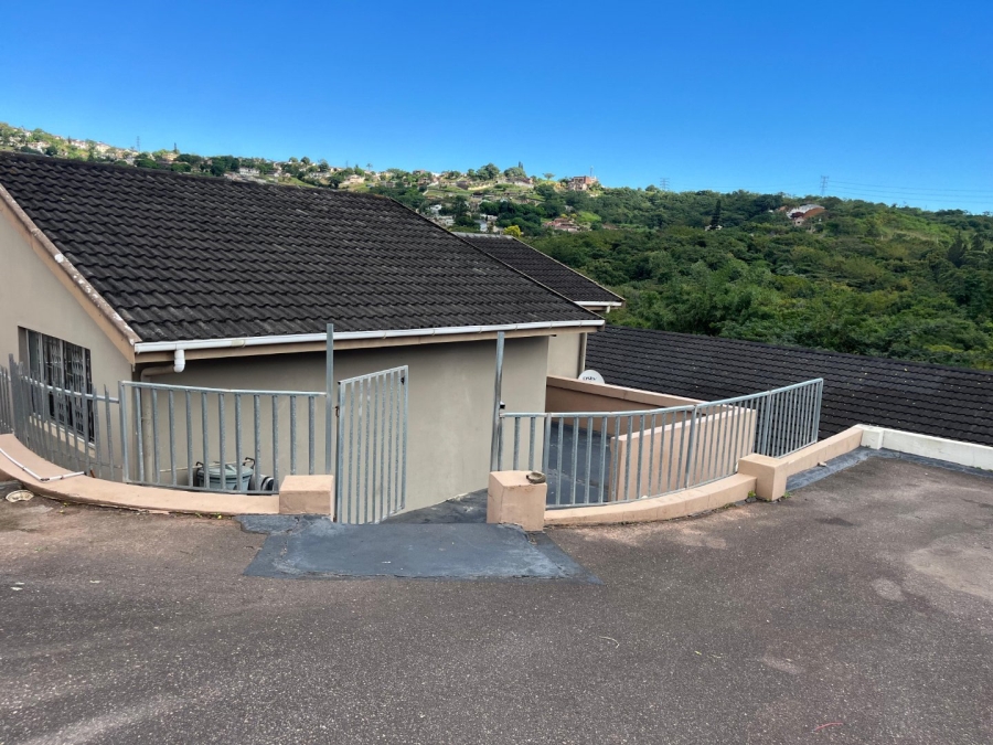 3 Bedroom Property for Sale in Queensburgh KwaZulu-Natal