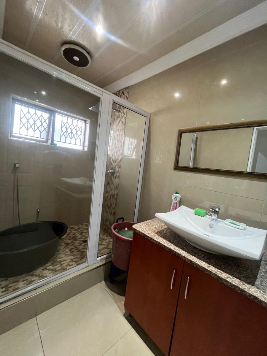 3 Bedroom Property for Sale in Queensburgh KwaZulu-Natal