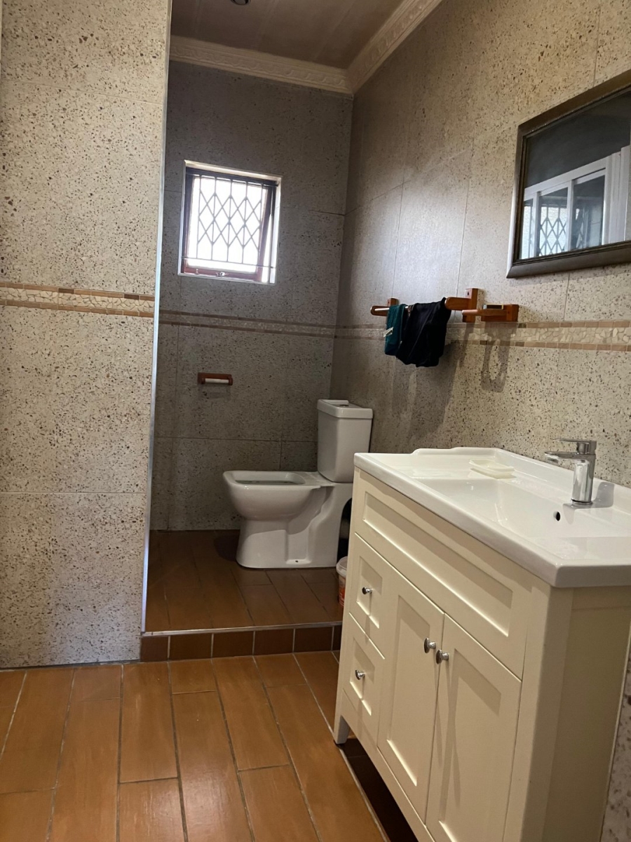 3 Bedroom Property for Sale in Queensburgh KwaZulu-Natal