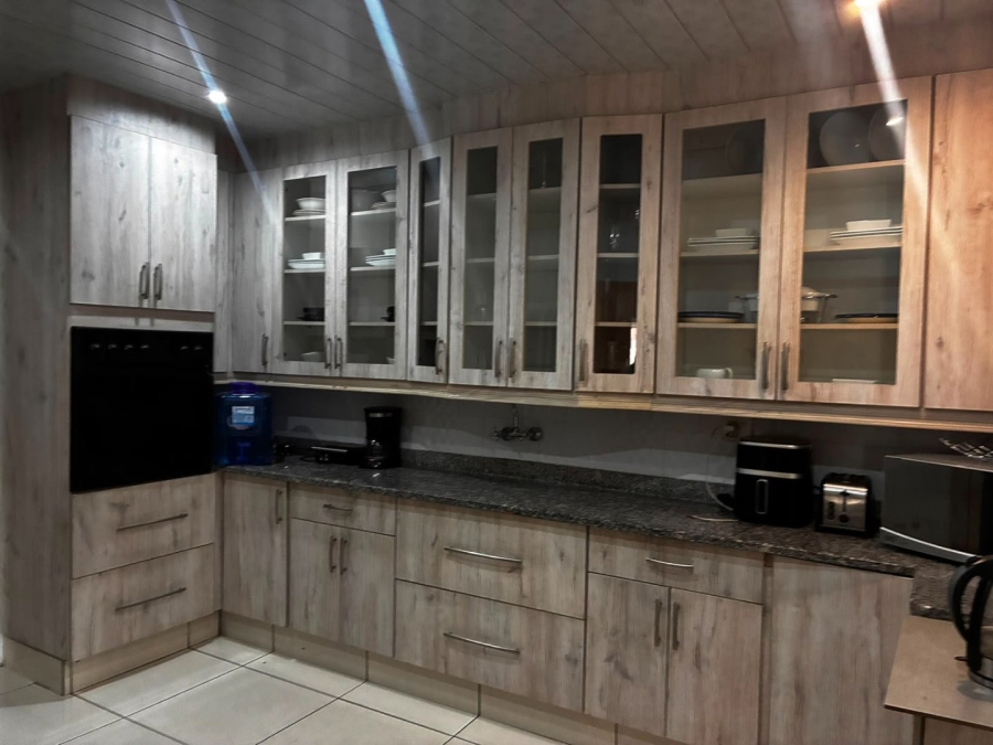 10 Bedroom Property for Sale in Amajuba Park KwaZulu-Natal