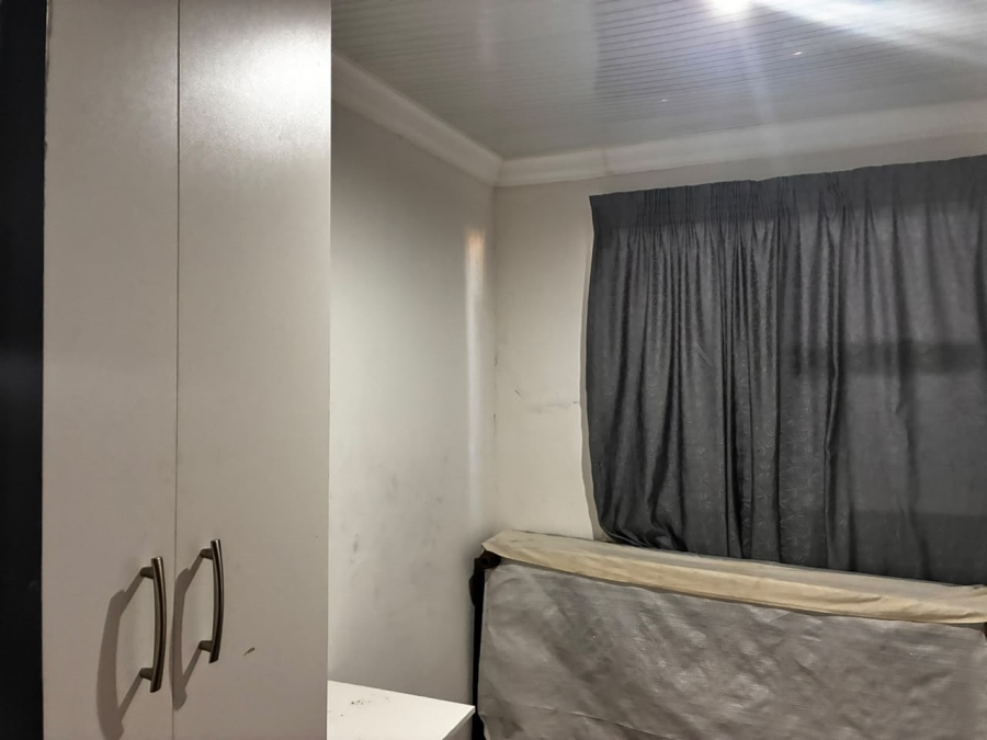 10 Bedroom Property for Sale in Amajuba Park KwaZulu-Natal
