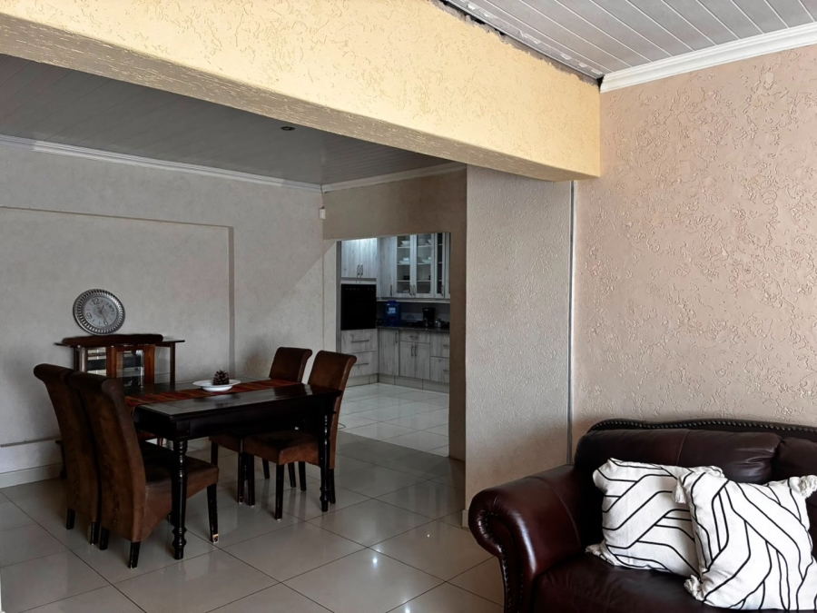 10 Bedroom Property for Sale in Amajuba Park KwaZulu-Natal